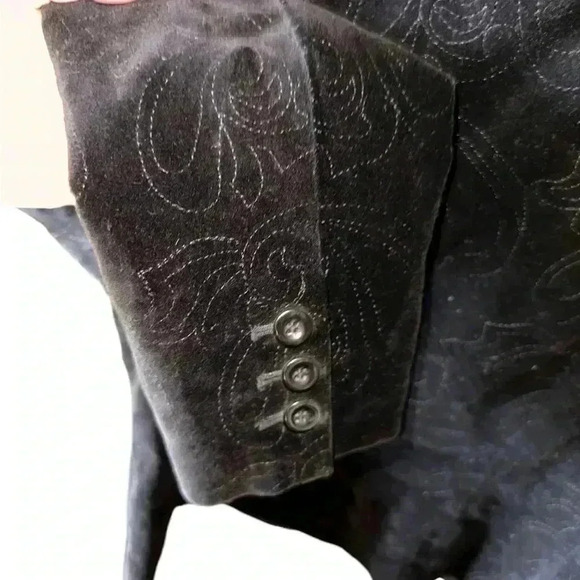 Charter Club size 6 fitted black velveteen button down jacket baroque stitching. - Picture 4 of 10